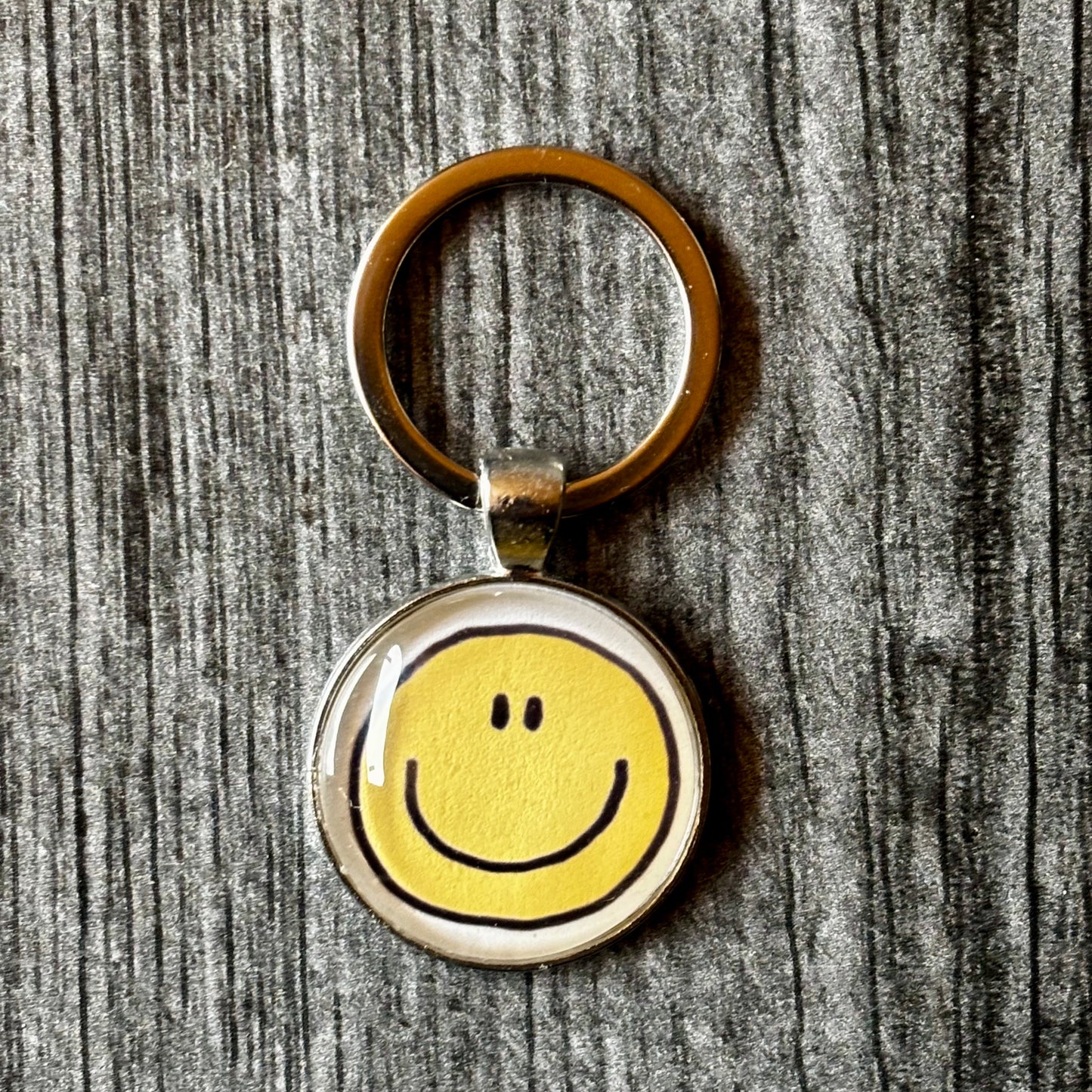 Glass Cabochon Keychain - Smiley Face
